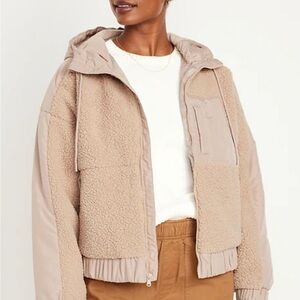 Gap Old Navy Women's Beige Teddy Sherpa Athletic Jacket